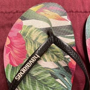 Havaianas- Black/ white - USA 11/12. EUR 43/44